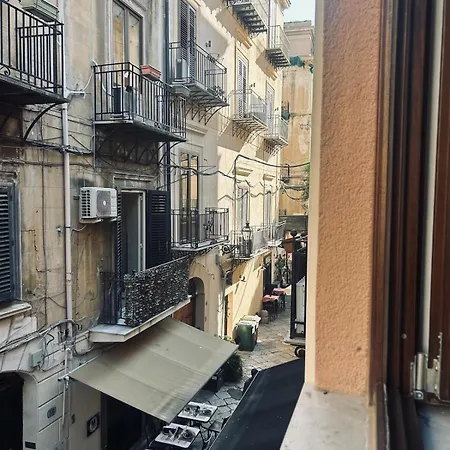 Tinchite - A Due Passi Dal Teatro Massimo Apartman *
